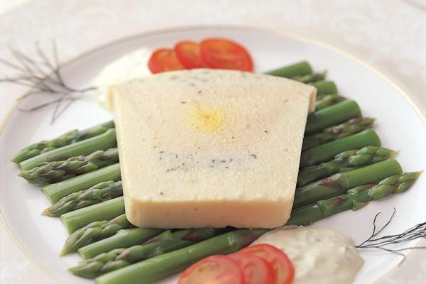 フランスの高級惣菜
シャルキュトリーを販売